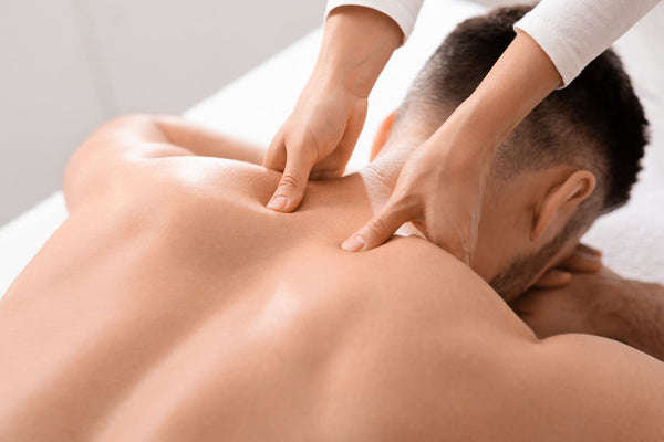 massage_2_600x600 P6 acupressure point (Neiguan)